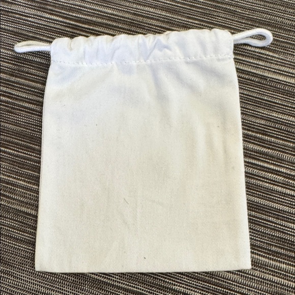 Dior White Pouch with Gold Logo - Picture 2 of 2